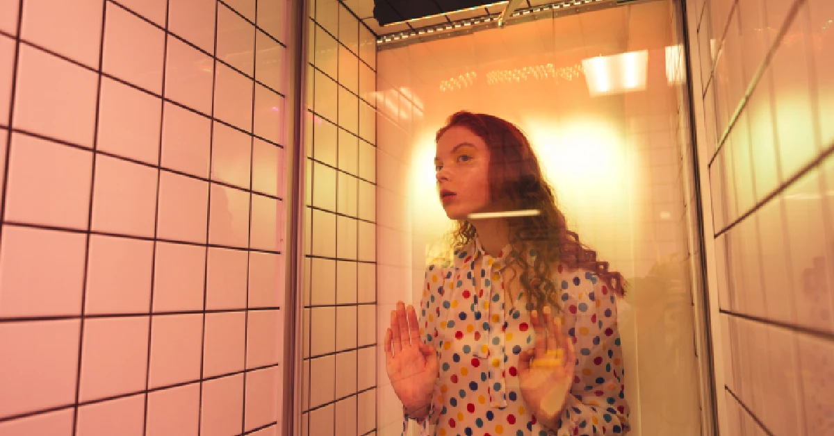 sqrwomensrestroom: Redefining Privacy and Comfort in Women's Restrooms