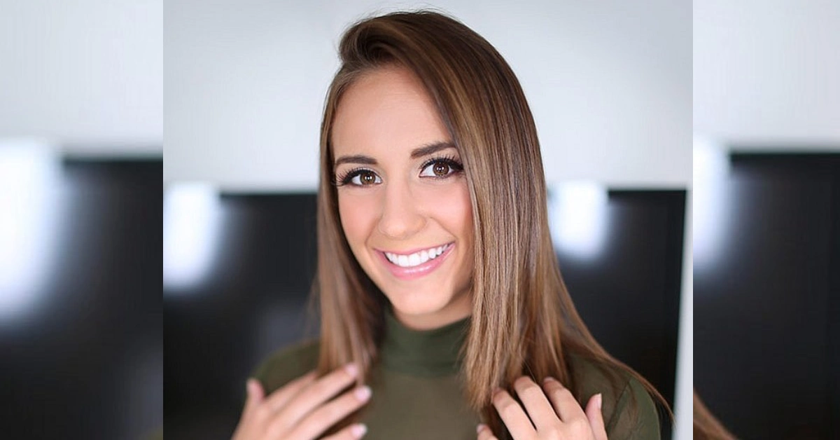 Based on the image you provided (a clear headshot of Layla London smiling):